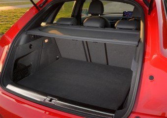 Audi RS Q3 boot open