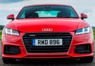 Audi TTs 2015 face resembles R8