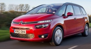 Citroen Grand C4 Picasso side front action med