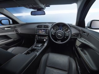 Jaguar XE interior front
