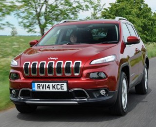 Jeep Cherokee front action road