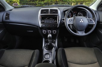 Mitsubishi ASX 2013 front interior