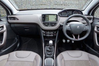 The fascia panel follows Peugeot’s latest uncluttered design criteria, which means some control functions have to be done through the large touchscreen, isn’t always the fastest and most convenient way of doing things.