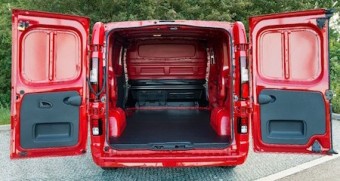 Vaux Vivaro rear open loadbed