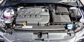 SEAT Leon FR engine