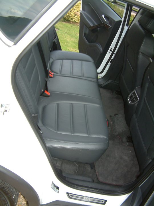 gs-exclusive-autodscf0476