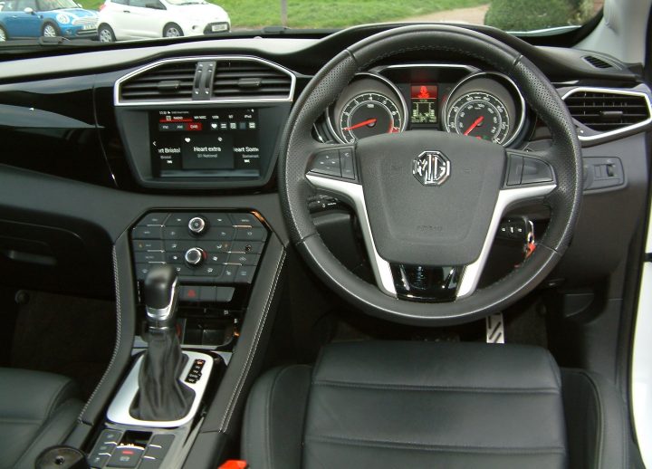 gs-exclusive-autodscf0479