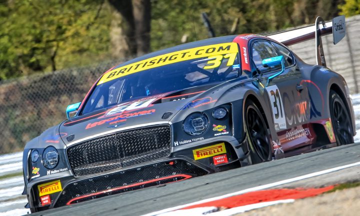 Morris makes his mark in BritGT series