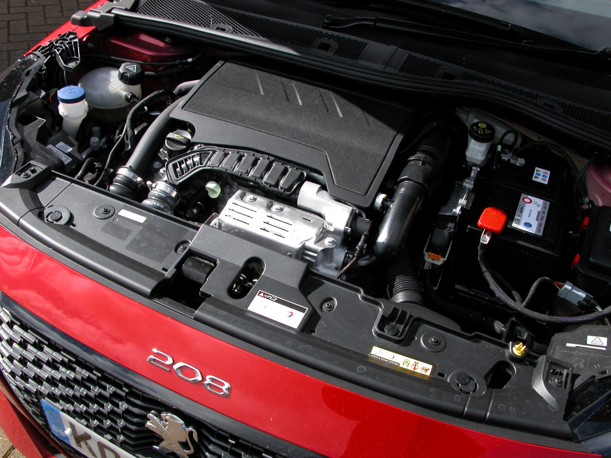 Sunday drive Peugeot 208 GT Line 1.2 PureTech 100 Wheels Within Wales