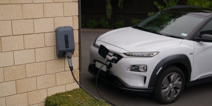 Park and plug to overcome range anxiety