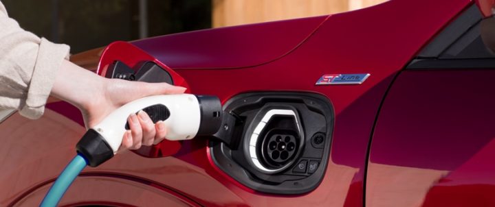 Caring for and saving with an electric car