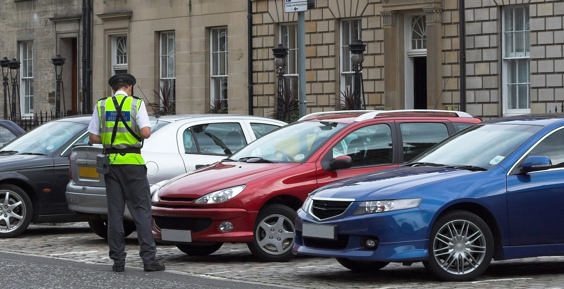 Mobile apps difficult for parking, RAC told
