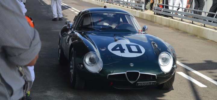 Rain fails to dampen Goodwood historic event