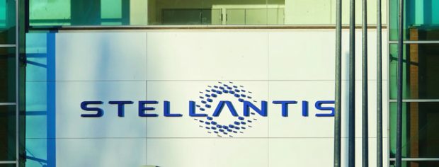 Stellantis bows to US tariffs move