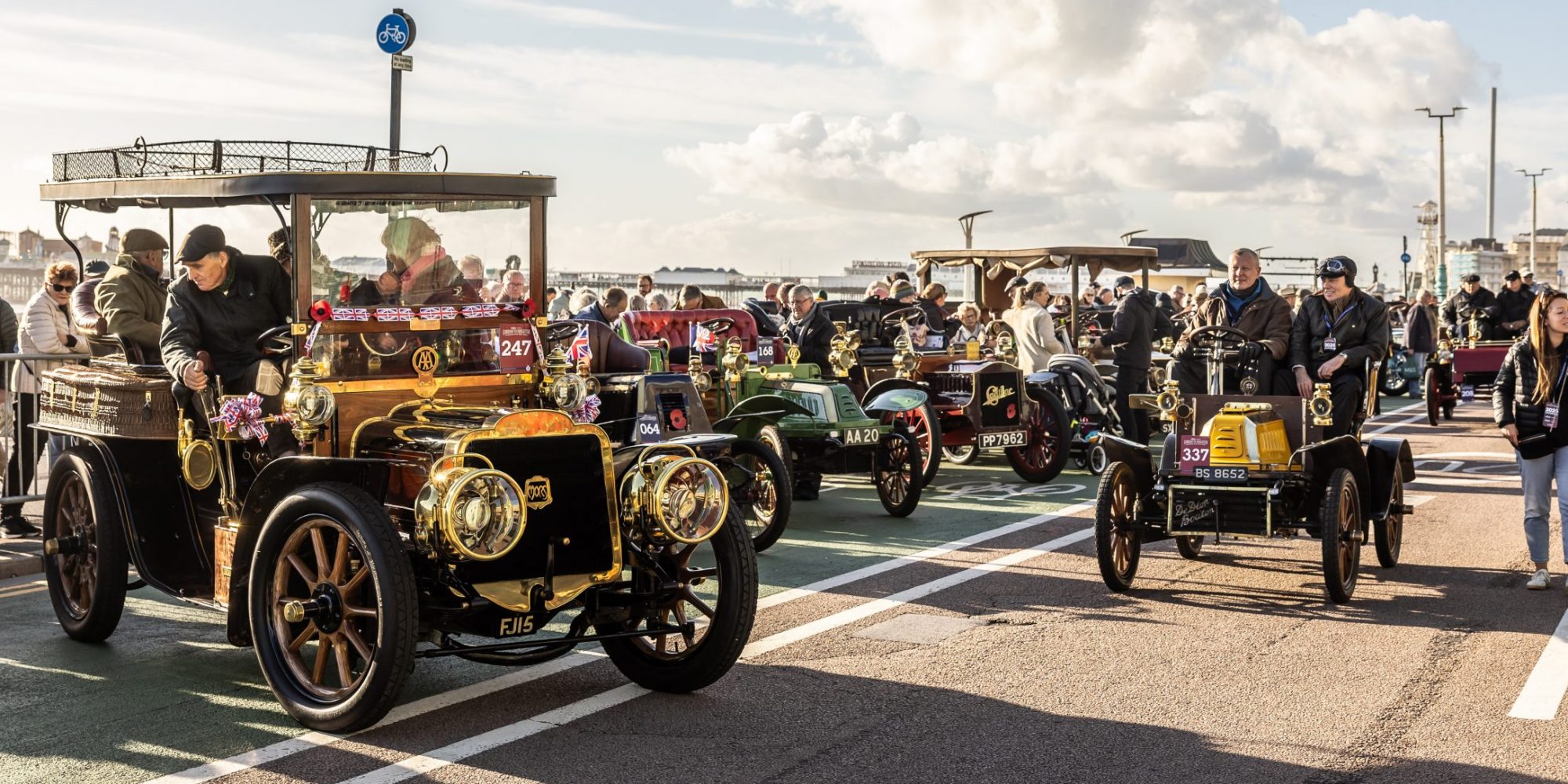 Brits reaffirm love of motoring