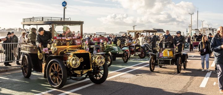 Brits reaffirm love of motoring