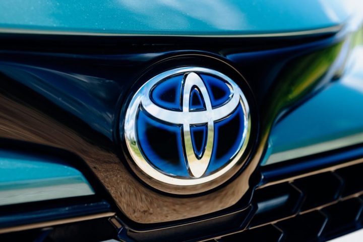 Toyota top again for customer service