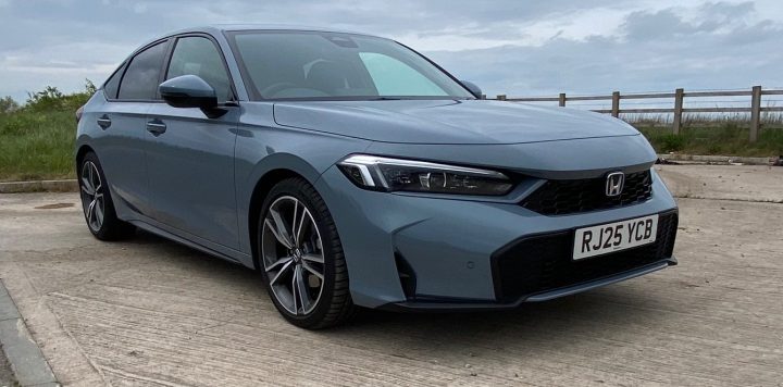 Weekend roadtest: Honda Civic  Advance 2.0 i-MMD